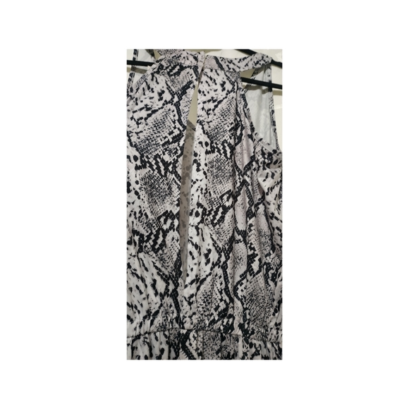 Snakeskin print ROMPER - Picture 7 of 8